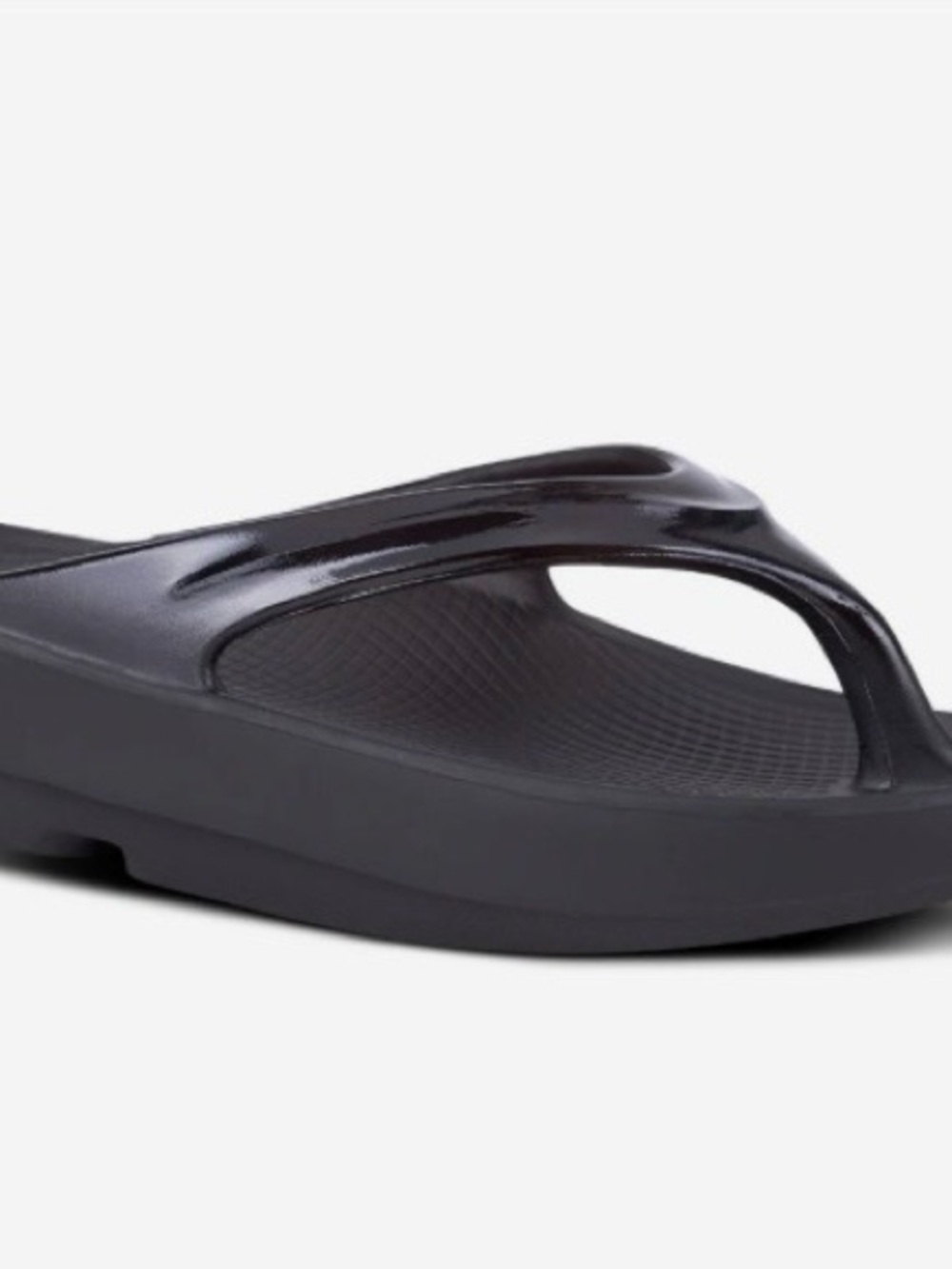 OOFOS Womens Black Flip Flop Sandals - NWOT